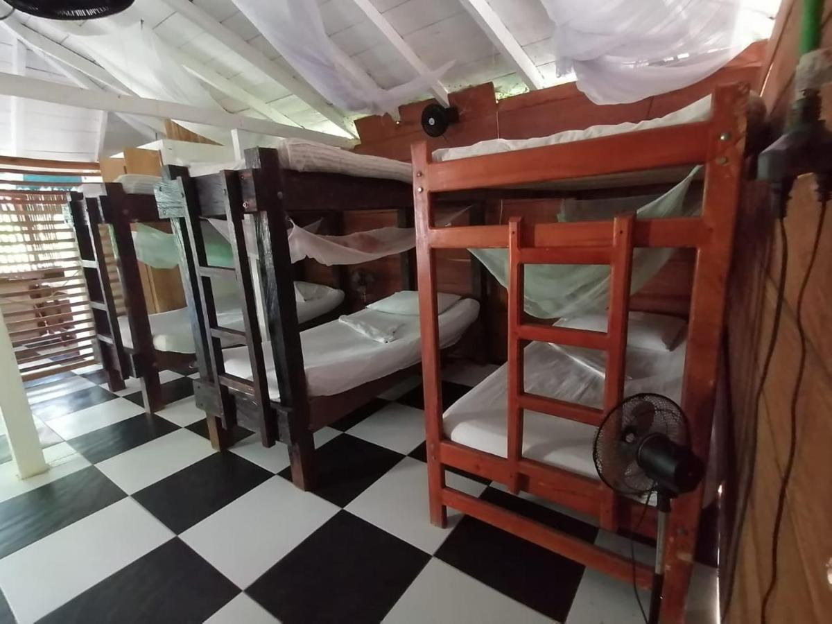 Hospedaje Pirata Express Capurganá المظهر الخارجي الصورة